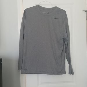 7 Men's Nike Dri Fit Long Sleeve Shirts